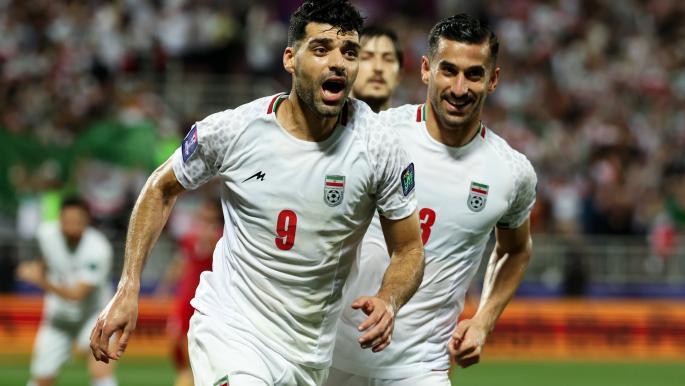 مشاركة إيران في مونديال 2026: تأشيرات وعلم وإقصاءات تُلقي بظلالها على الاستعداد