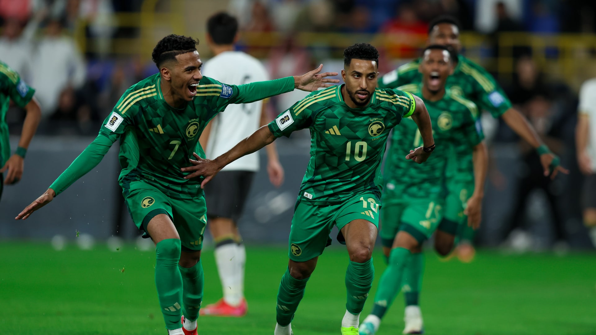 مونديال 2026 على الأبواب: تغطيات متنوعة تستعرض المنتخبات والمخاوف والتحديات