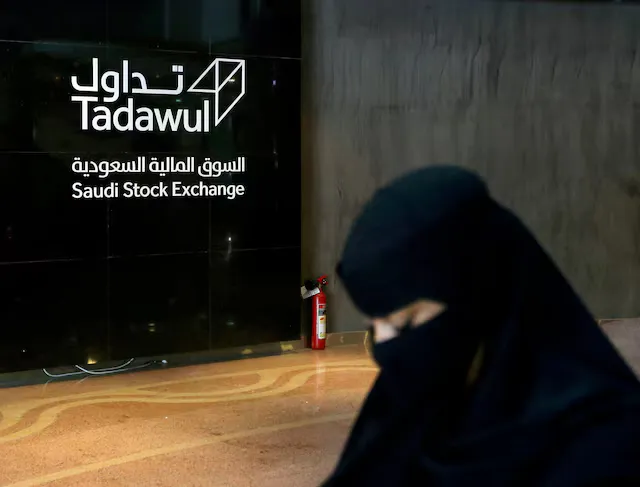 البورصات الخليجية والعالمية تتراجع وأسعار النفط ترتفع مع تجدد الهجمات بين إيران وإسرائيل