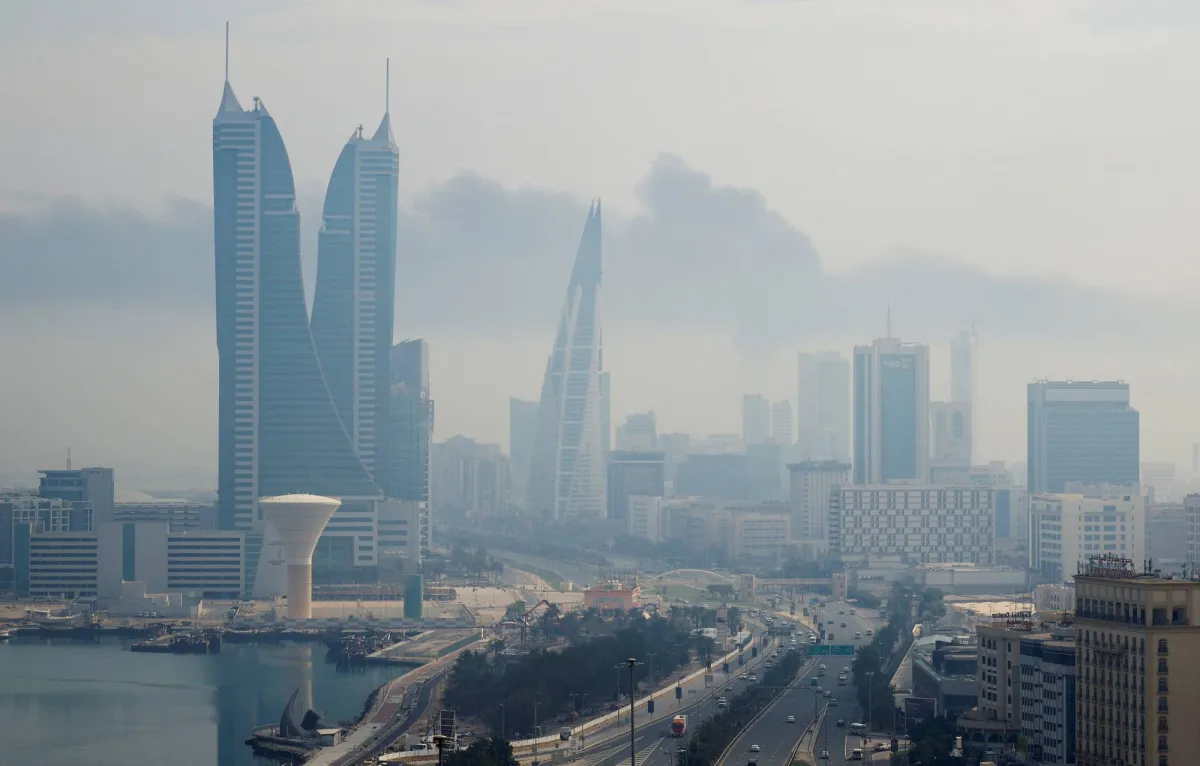 إيران تشنّ هجمات بصواريخ وطائرات مسيّرة على الكويت والبحرين