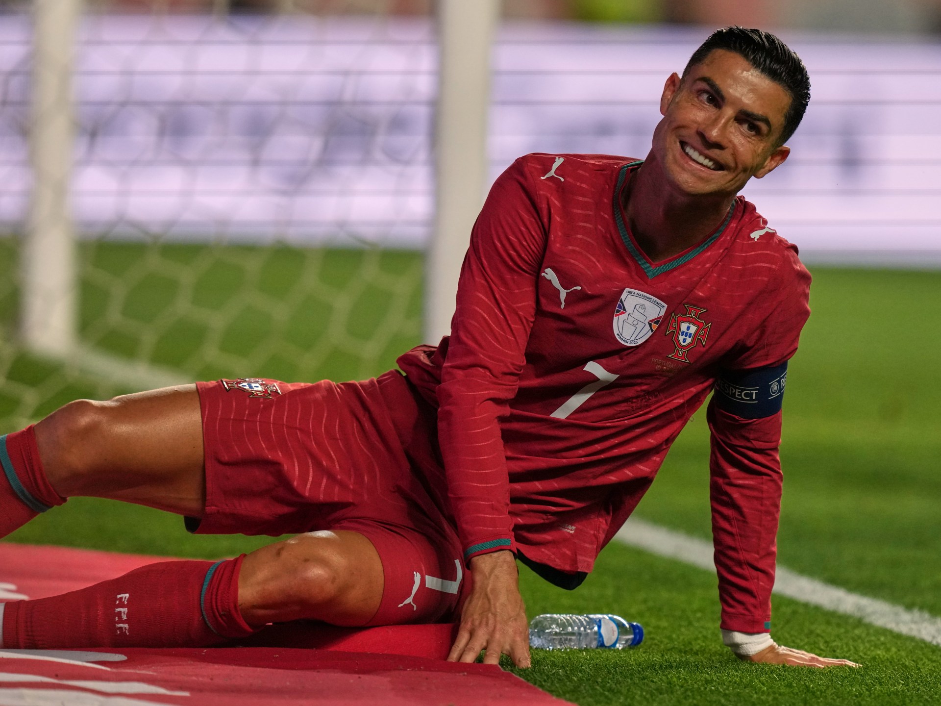 رونالدو يسخر من شائعات مشاكله البدنية ويؤكد جاهزية البرتغال لكأس العالم