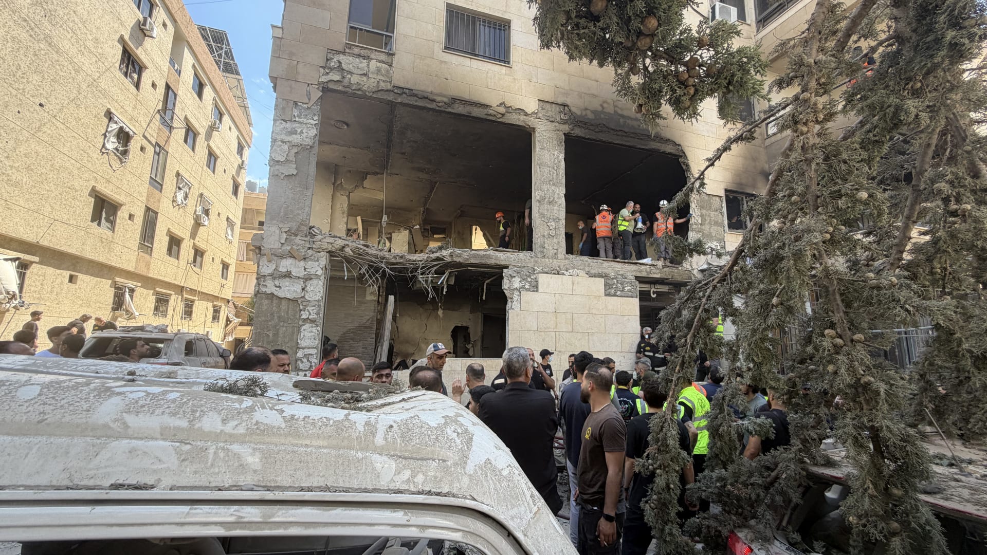 تصعيد إسرائيلي في جنوب لبنان يطال صور والنبطية والضاحية وسط إدانات لبنانية بـ'العقاب الجماعي'