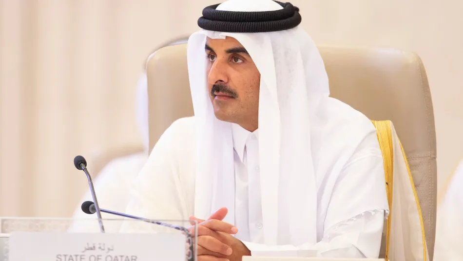 أمير قطر يتصل ببزشكيان ويدعو إلى الحلول الدبلوماسية في ظل جهود وساطة مكثفة