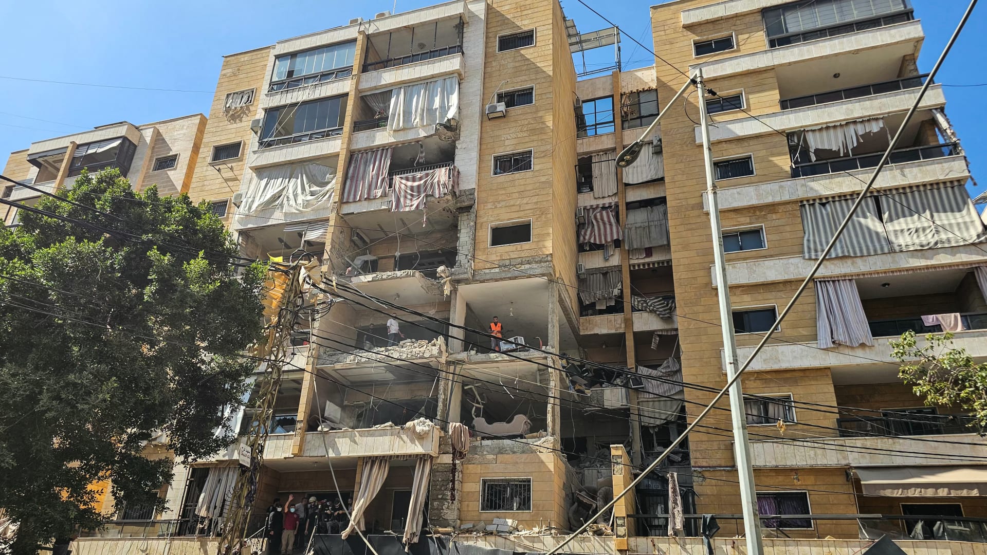 إسرائيل تشن غارات على الضاحية الجنوبية لبيروت للمرة الأولى منذ وقف إطلاق النار