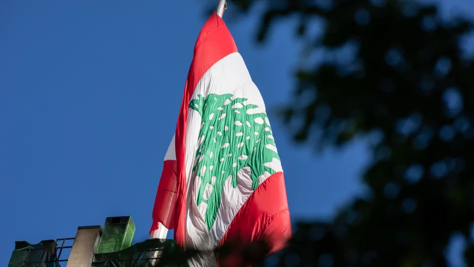 مؤشرات مديري المشتريات في الدول العربية: تباين بين انكماش مصر وتحسن السعودية وتعافٍ لبناني هش