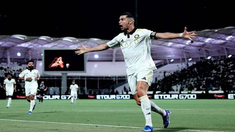 النصر يهزم الشباب 4-2: بين التأريخ لرونالدو والاحتفاء بفيليكس